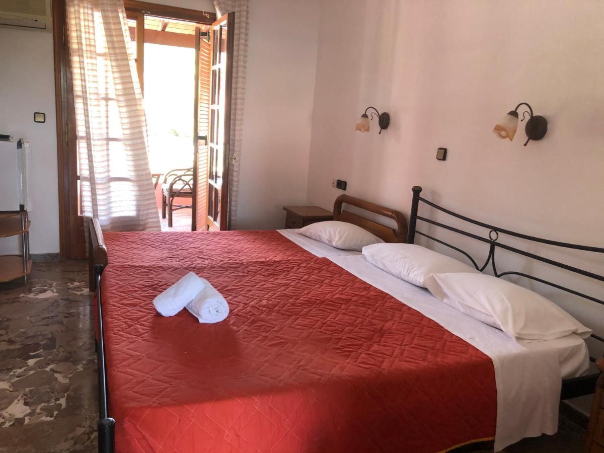 Regina Nina Hotel Vasilatika  Bagian luar foto