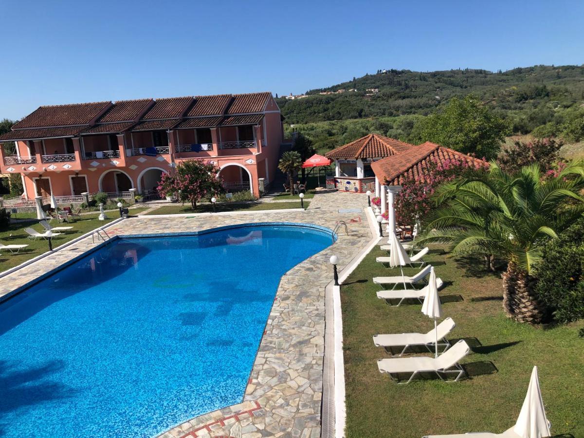 Regina Nina Hotel Vasilatika  Bagian luar foto