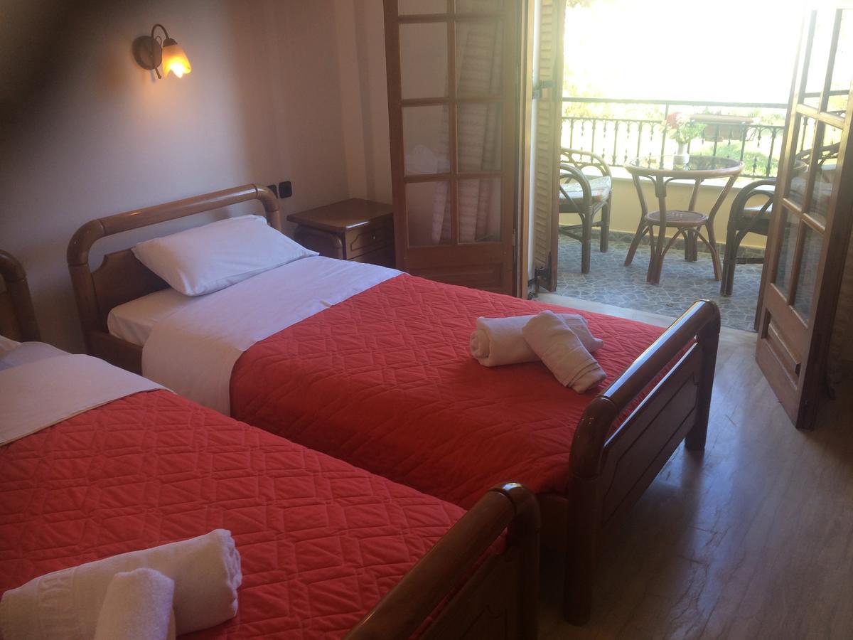 Regina Nina Hotel Vasilatika  Bagian luar foto